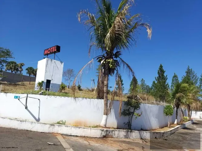 Comercial para Venda em Marília, Próximo ao Coutry Club, 20 dormitórios, 20 suítes