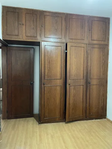 Guarda-roupas sucupira