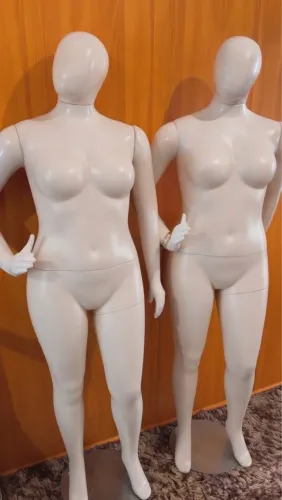Manequins plus