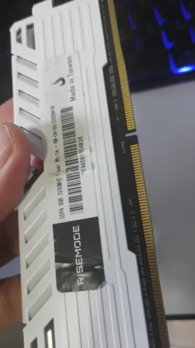 Pente de Memória Ram 8gb Rise mode funcionando normal