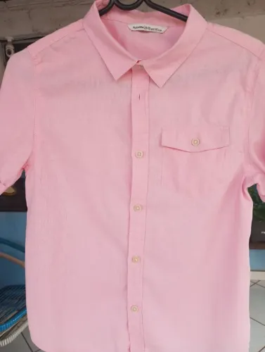 Vendo esta camisa tamanho 10.anos