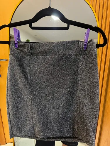 Saia preta lurex