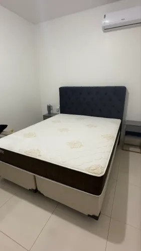 Cama box com cabeceira