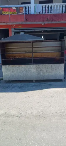 Churrasqueira para 40 frangos