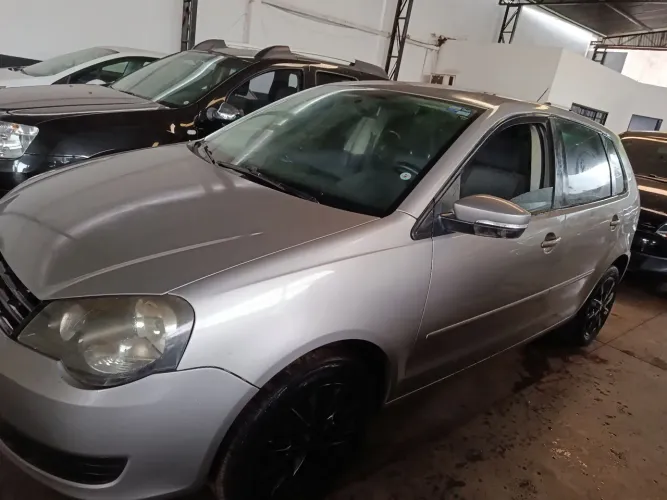 Volkswagen Polo 1.6 Mi/s.ouro 1.6 MI Tot.flex 8V 5P 2013