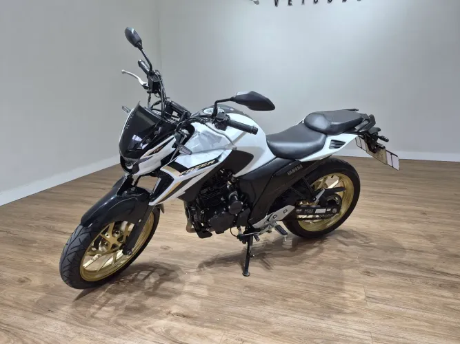 YAMAHA FAZER FZ25 2025