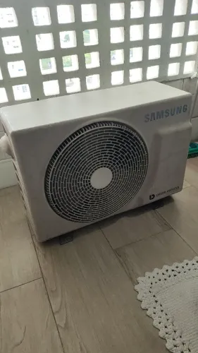 Condensadora Samsung Inverter 9.000 BTUs - Funcionando Perfeitamente