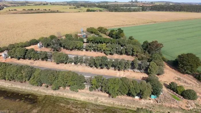 EXCELENTE SÍTIO COM ESTRUTURA DE GRANJA À VENDA EM TATUÍ  SP
