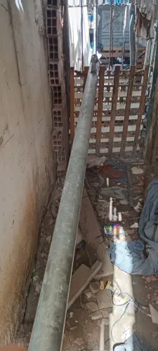 Poste galvanizado padrão 7 metros 4 polegadas 