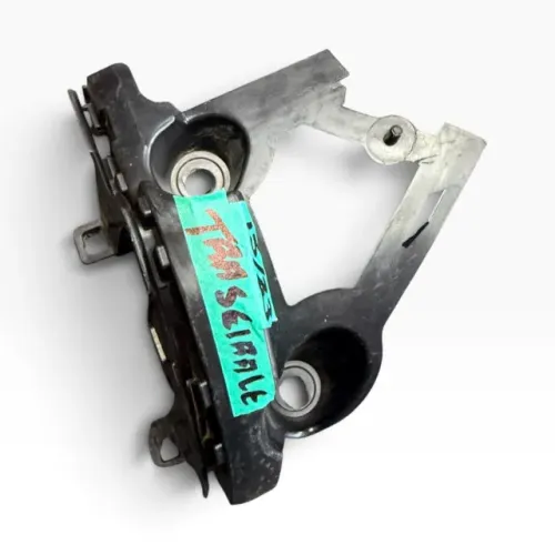 SUPORTE GUIA PARACHOQUE TRASEIRO LE PEUGEOT 2008 2016/2023 USADO ORIGINAL