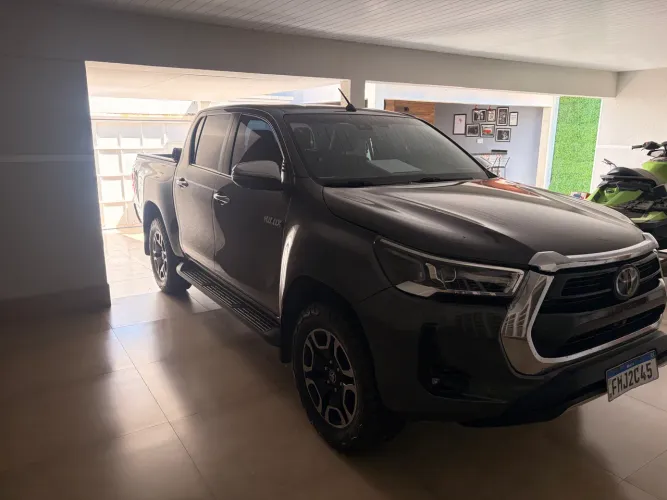 Toyota Hilux CD SRX 4X4 2.8 TDI 16V Diesel Aut. 2022