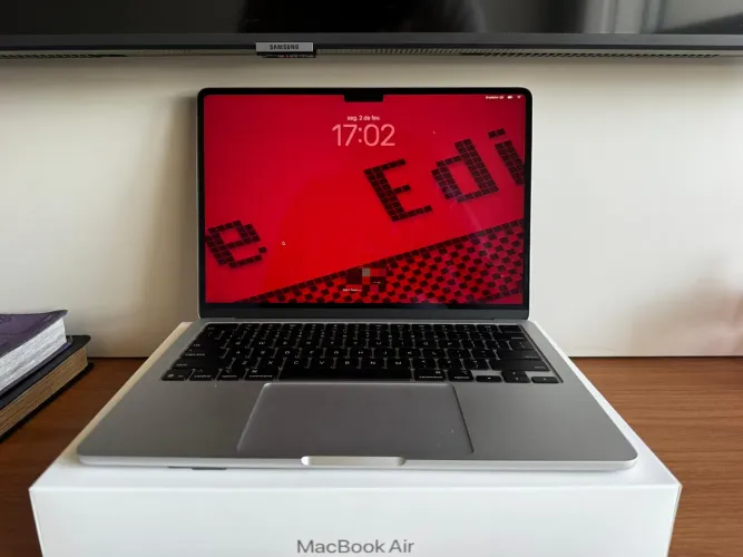 MacBook Air M4