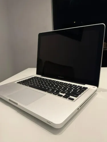 Vendo mecbook pro 8gb ano 2010
