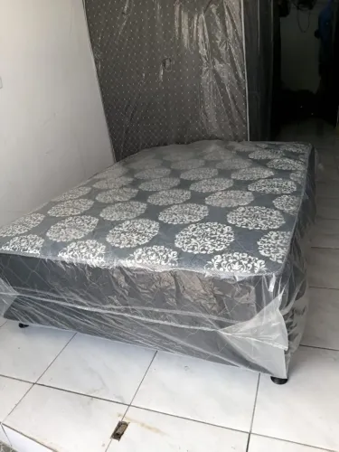 Cama box casal 300 reais/cama box Solteirão 220 reais