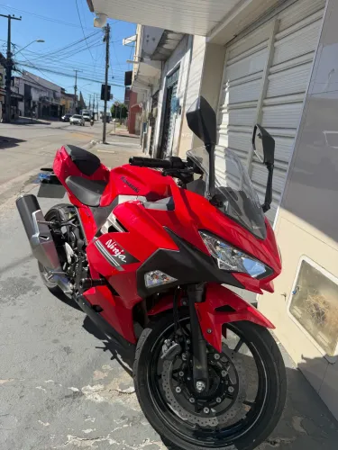 Ninja 400 sem detalhes