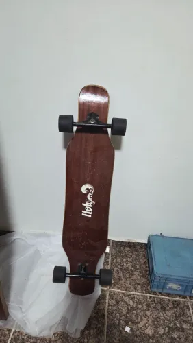 Skate longboard dancing holy