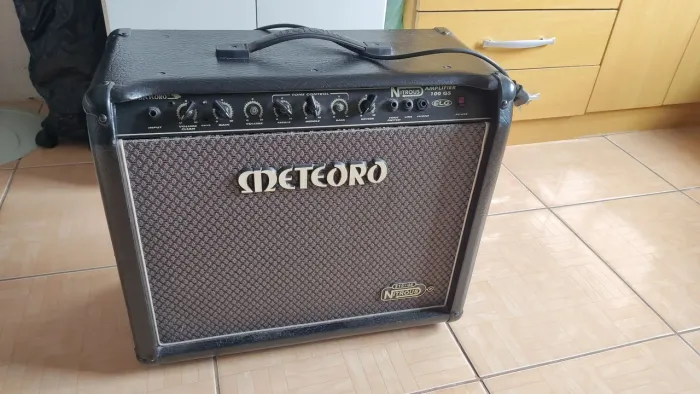 BARBADA: AMPLIFICADOR METEORO 210-GS NITROUS