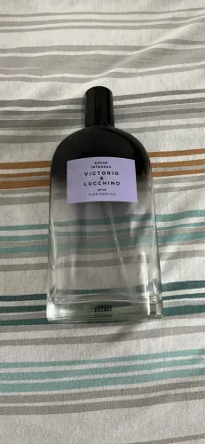 Perfume Victorio & Lucchino Nº16 Flor Exótica (Importado)