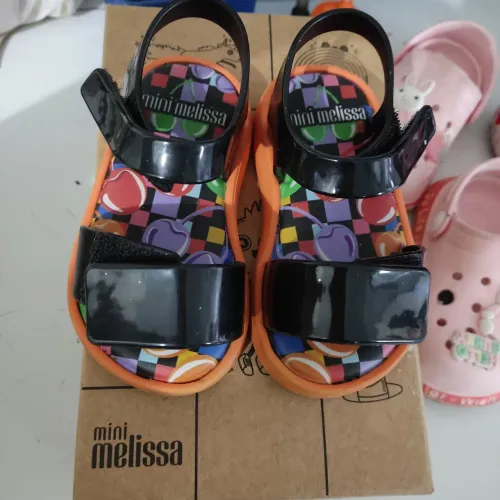 Melissa infantil usada