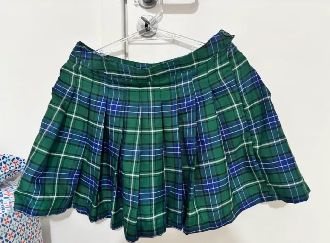 Saia plissada Forever 21
