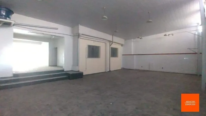 LOJÃO COM 250M2 NO PADRE EUSTAQUIO