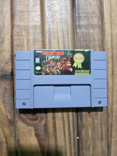 Donkey Kong Country SNES - Edição Especial Million Seller (Selo de Ouro)