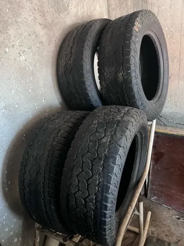 Pneus 26/60-R18 SEMPERIT