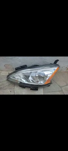 Farol Nissan Sentra 2014/1016 esquerdo