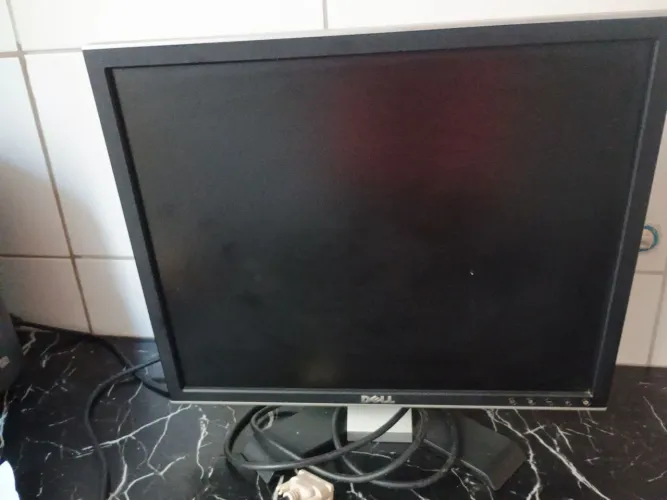 Monitor de computador barato