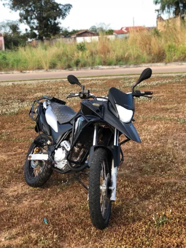 Vende-se Honda XRE 300 ABS - 2º Dono, Muito Nova e Pronta para Viajar! PREÇO: 17 mil