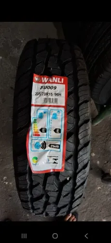 pneu aro 15 medida 205/70/15 AT na promoção, entrego a domicílio. R$ 450,00