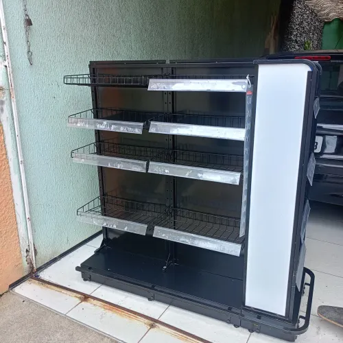 Expositor de 1,30m por 60cm dois lados 19 prateleira