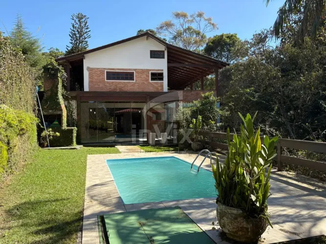 Maravilhosa Casa no Parque das Hortênsias - Domingos Martins