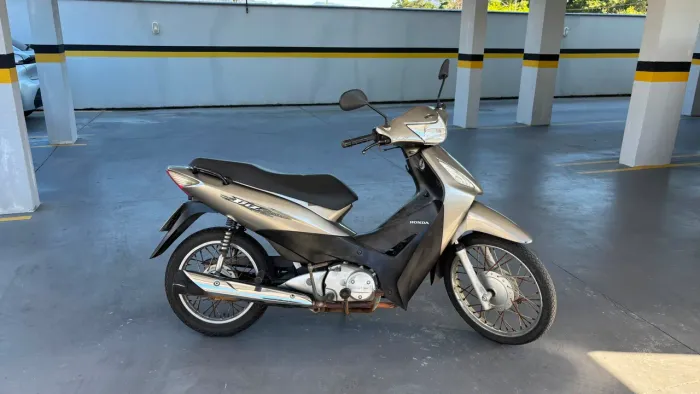 Honda Biz 125 ES 