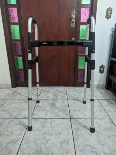 Andador novo pra Idoso 