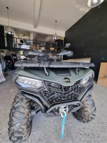 Quadriciclo Cforce 450l 2025
