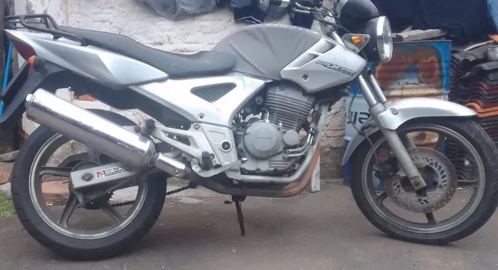 CBX Twister 