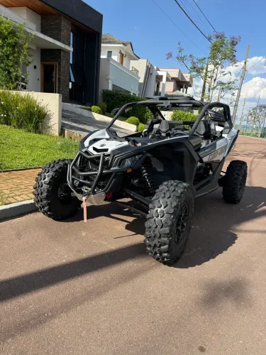 Can Am Maverick X3 RS turbo 135hp com apenas 560km 