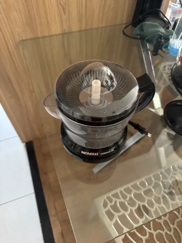 Espremedor Mondial 127v