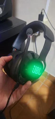 Fone JBL 400 Quantum