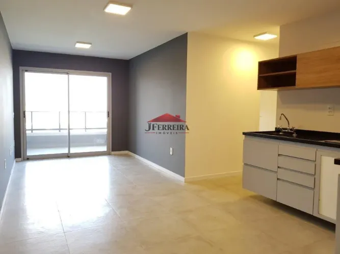 Apartamento, andar alto, vista panorâmica