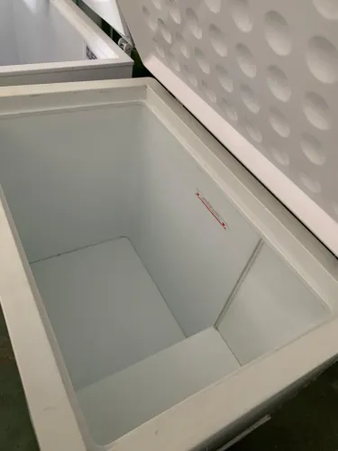 Freezer vertical 305 litros 