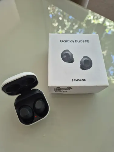 Samsung Galaxy Buds FE Fone de Ouvido Sem Fio
