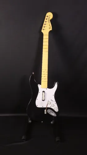 Guitarra Stratocaster Rock Band 1 Xbox 360 - StrumLab