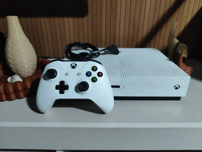 Xbox One S
