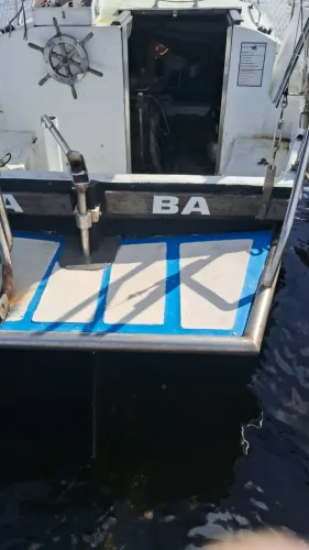 Vendo,Troco por barco menor e troco por carro 