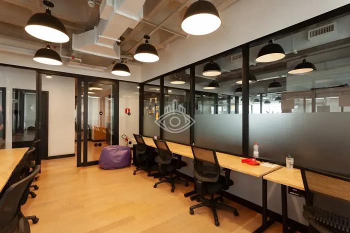 Sala comercial mobiliada para locação Rua Butantã, Pinheiros, São Paulo