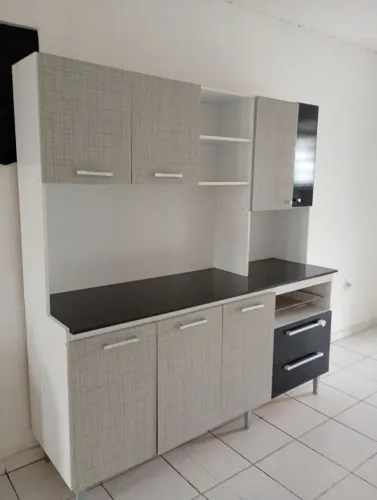 Armário de cozinha.