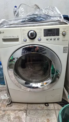 Máquina lava e seca LG frontal 8,5kg/4kg