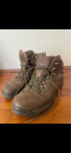 6 pares por R$400 Tênis Novos e Semi Novos / Usados